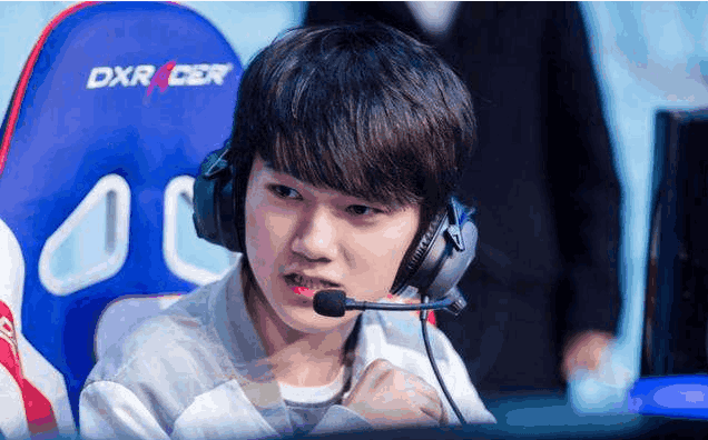 整活开始！外媒评选S11全球总决赛Dade奖：FPX.Doinb