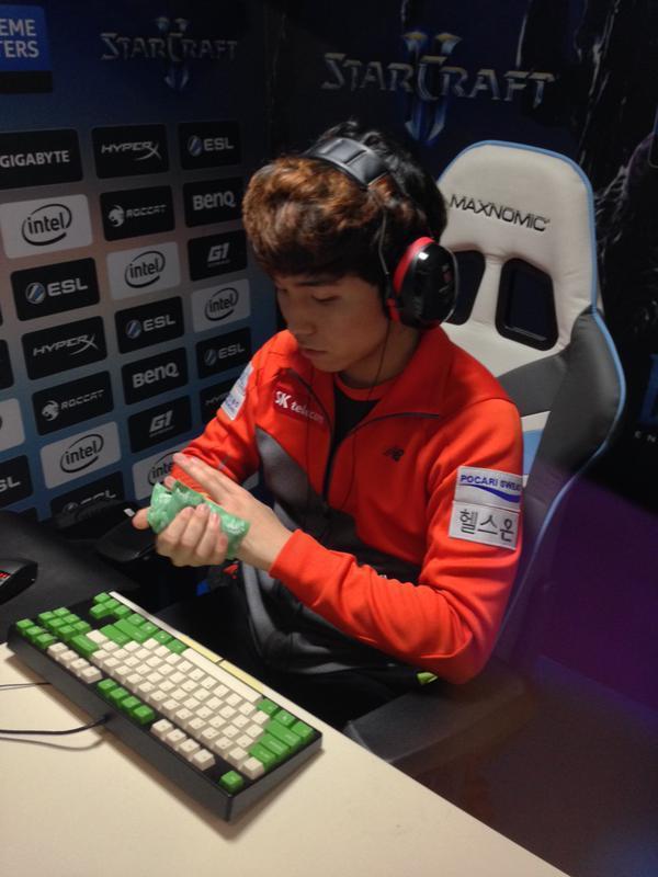 【赛前预告】2025LPL春季赛，1月15日 TES vs RA